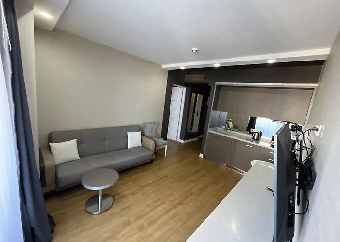 Batumi Courttyard Great Holidays