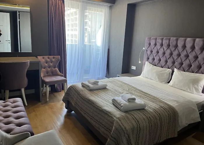 Batumi Courttyard Great Holidays