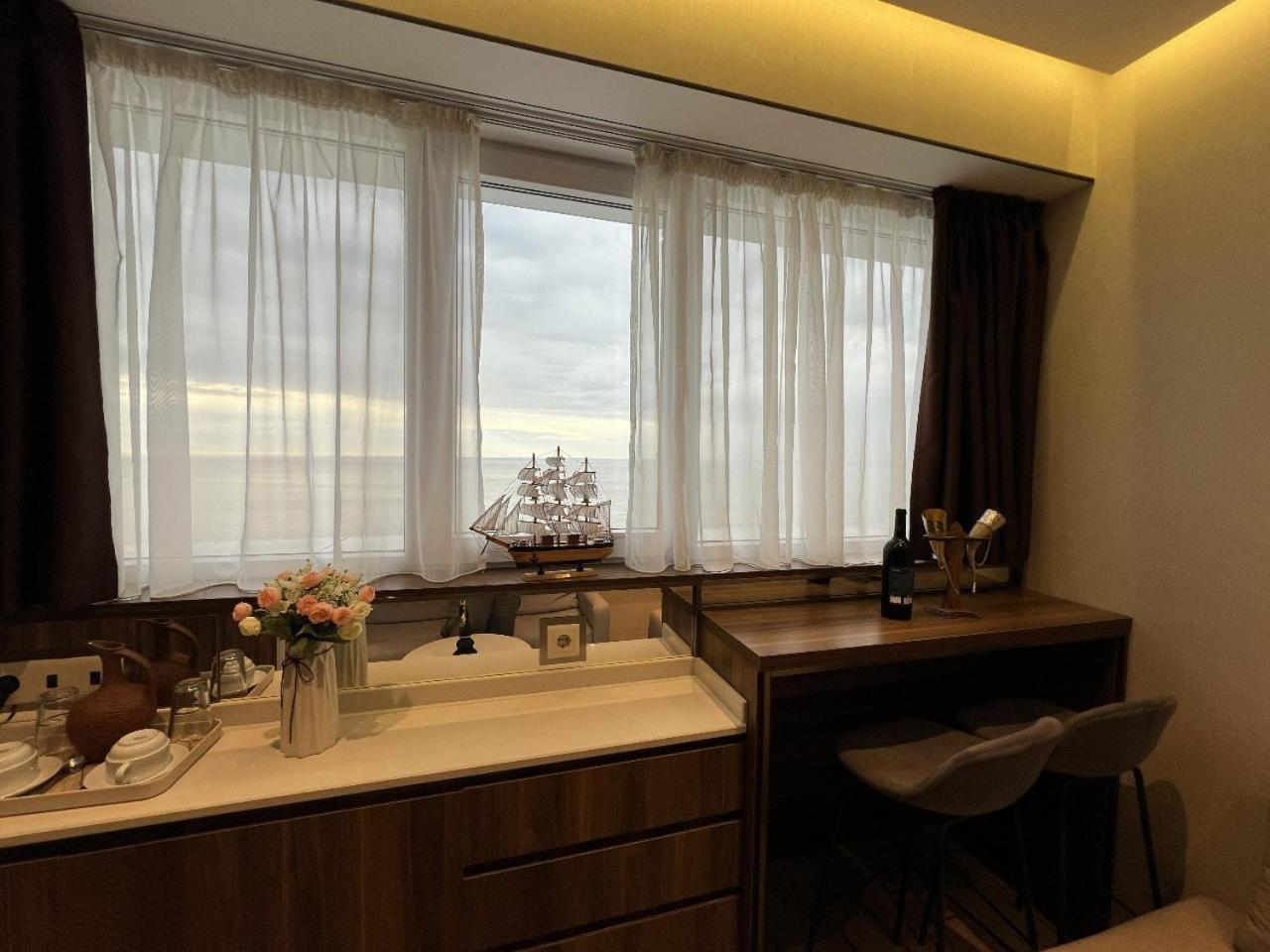 Courttyard Great Holidays Batumi